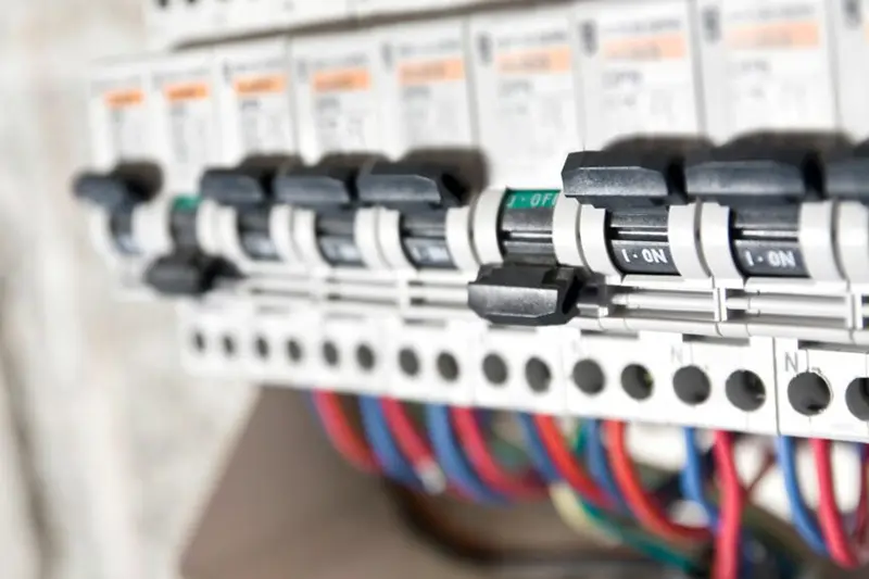 Cuadro eléctrico nuevo con térmicos y diferencial instalado en vivienda en Baix Llobregat