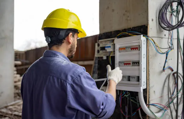Instalación eléctrica completa con cuadro y acometida en vivienda de obra nueva en Vallirana, Baix Llobregat
