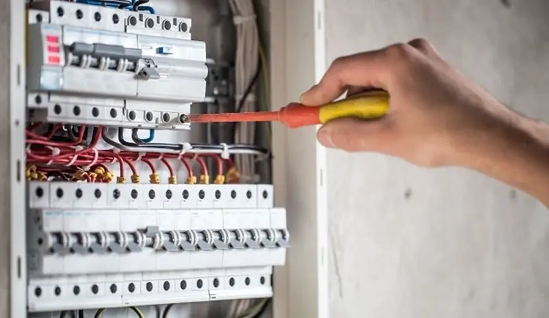 Instalación eléctrica nueva con cuadro y canalización en vivienda de obra nueva en Baix Llobregat